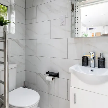 Deluxe Studio Apartments - City Airport & Excel Ideal For Long Stay London Exterior photo