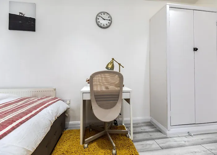 Deluxe Studio Apartments - City Airport & Excel Ideal For Long Stay